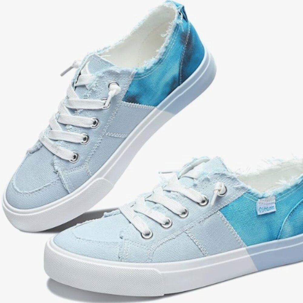 NWT Woman's Canvas Sneakers